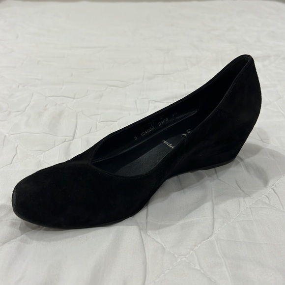 Hōgl suede wedge heels - Picture 2 of 3